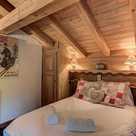 Blackbushe - Traditional - Alpes Travel - Sleeps 4-6 Les Houches