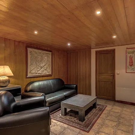 Blackbushe - Traditional - Alpes Travel - Sleeps 4-6 Les Houches